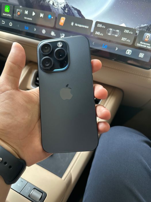 iPhone 15 pro 128gb