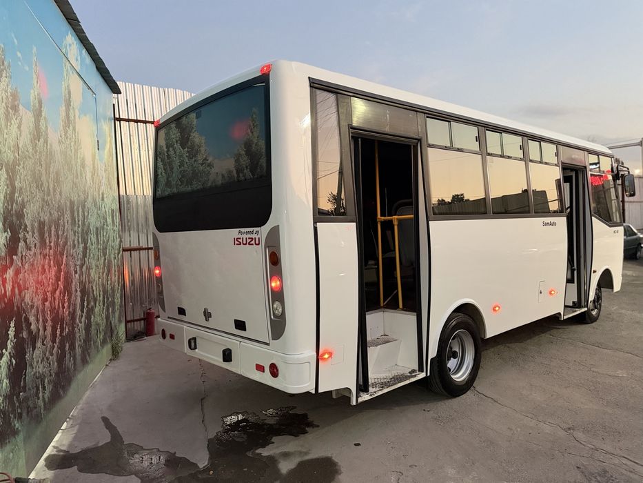 Isuzu sotiladi 2019 NP 40.