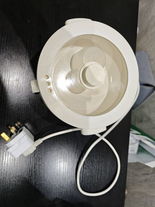 Електрическа тенджера