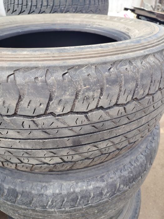 Продам шины б/у летние.