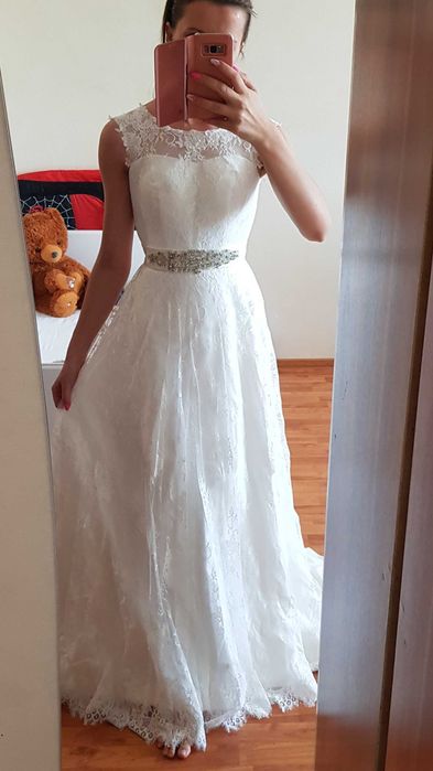 Свадебное платье. Новое.