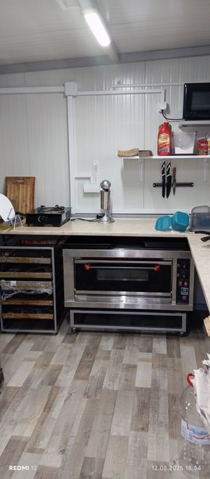 Павилион за бързо хранене