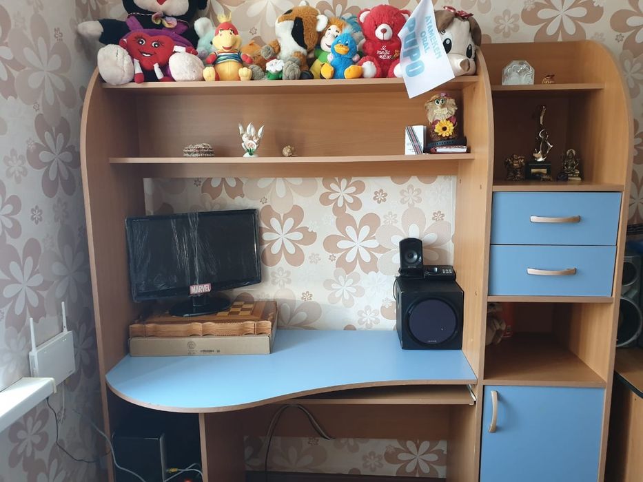 Продам набор мебели