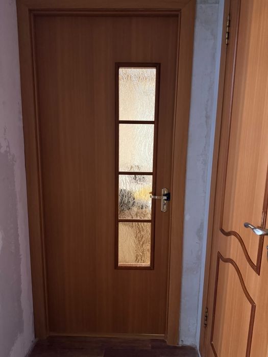 Продам межкомнатные двери