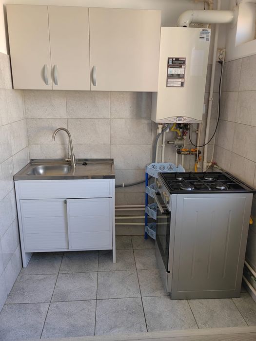 Inchiriez Gardoniera Confort 3