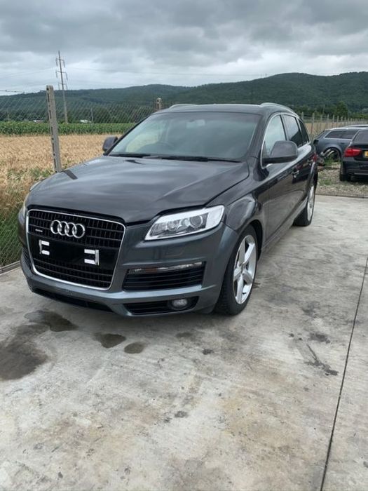 DEZMEMBREZ Piese AUDI Q7 Motor 3.0 Diesel Cod BUG Diesel Euro 4 Cutie de Viteze Automata Kit injectie injector injectoare Turbina Turbo pompa injectie inalta Bara Fata completa Capota Far Portiera Fata spate Stanga dreapta Oglinda Haion Luneta Interior pi