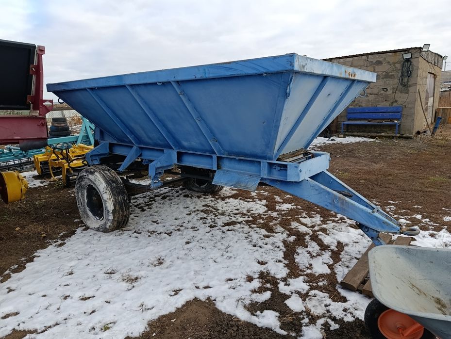 Разбрасывать минеральных удобрений