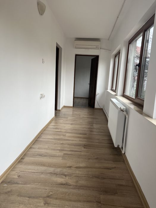 Dau in chirie casa pentru un cabinet medical sau o familie.