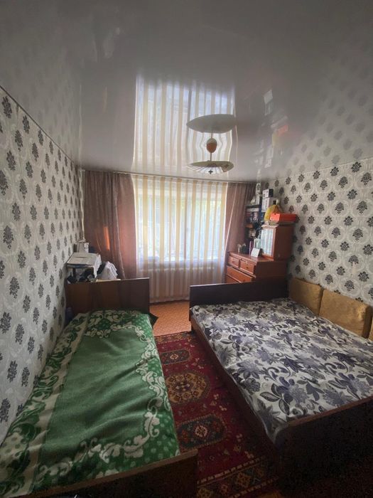 Продается  трёхкомнатная квартира