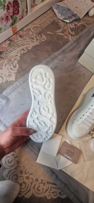 Sneakers Alexander Mcqueen albi,calitate premium, marimea 36
