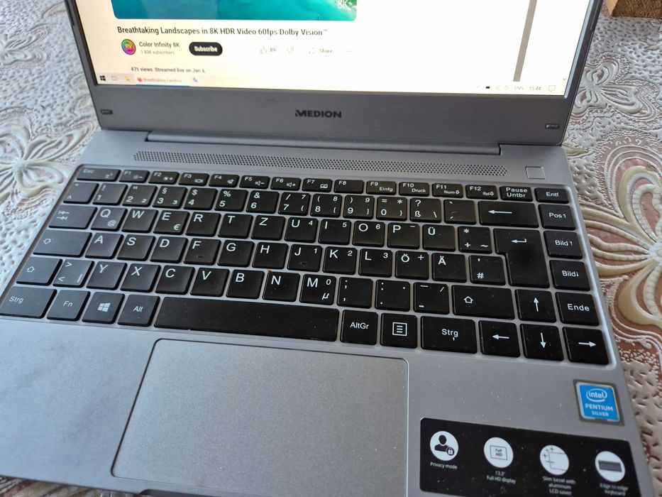 Лаптоп MEDION E13203, FHD, IPS 13.3", Pentium Silver, 4gb 128