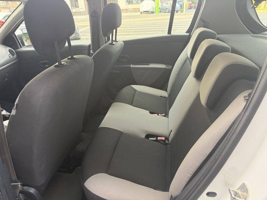 Renaul Clio 3 Intretinut Putin Rulat