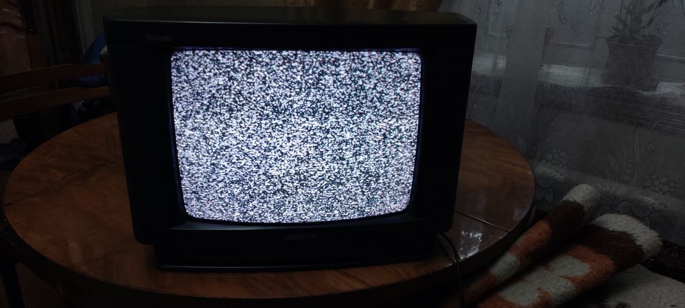 Телевизор SAMSUNG