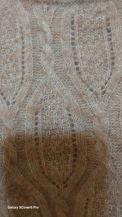 Пуловер RAN . размер XL/2XL 34%kid mohair, 34% вълна.