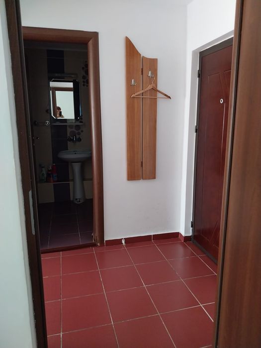 Inchiriez garsonieră