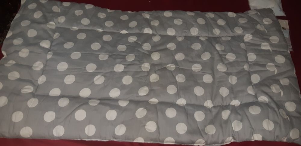 продаётся детские вещи