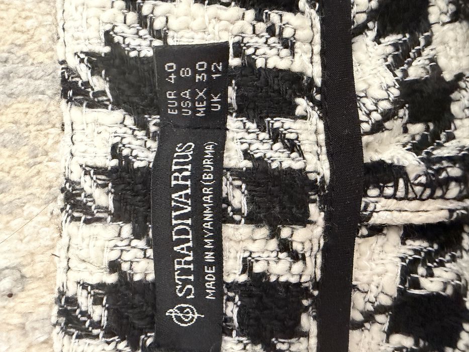 Продам костюм Stradivarius