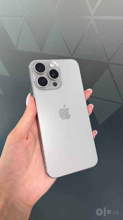 Iphone 15 pro max Silver