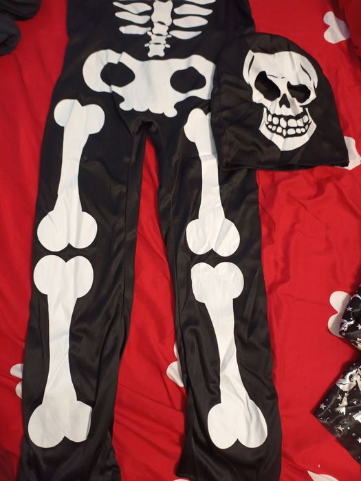 Costum schelete Halloween mărimea 134-140