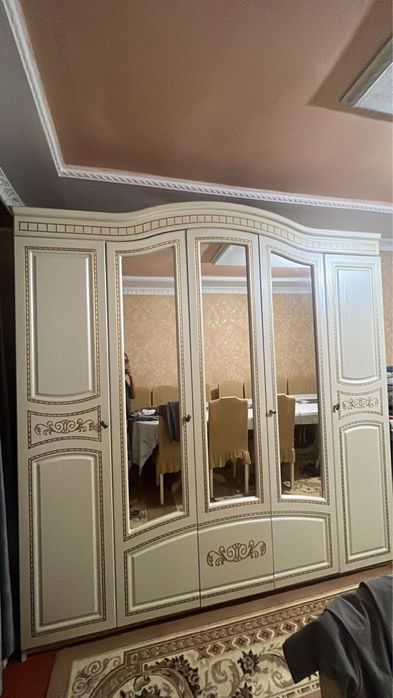 Продам шкаф