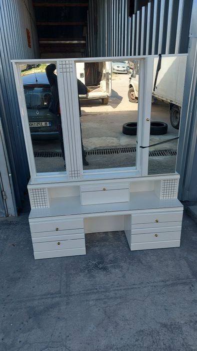 Портманто - Шкаф - Оледало -  Art style