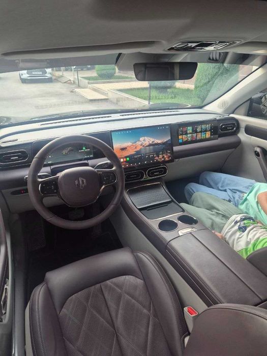 Автомобиль Leapmotor C11 restyling 2025