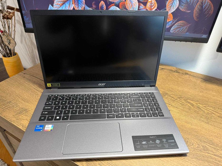 Vănd laptop Acer Aspire 5