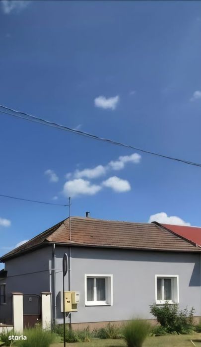 Casa Gradiste singur in curte 4 camere cărămidă