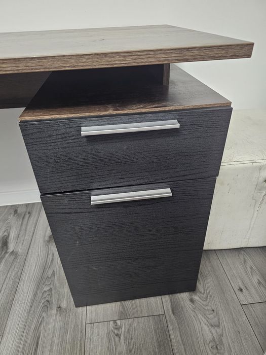 Vand Birou modern