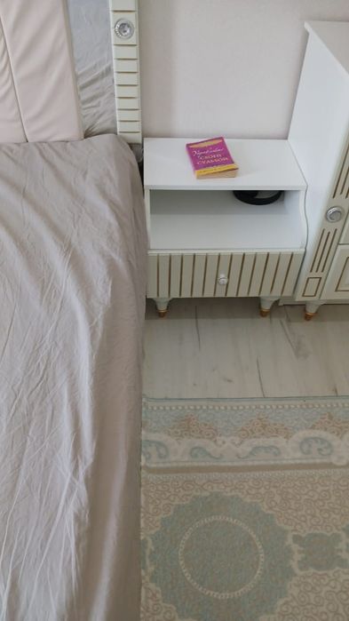 Спальный гарнитур б/у