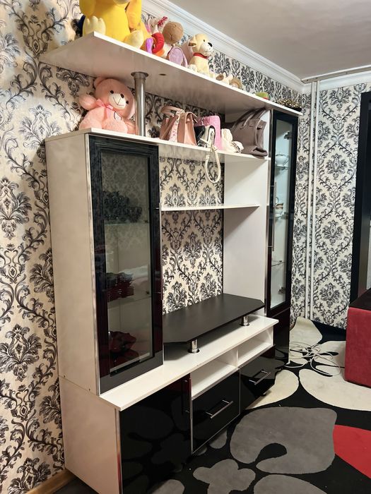 Продаю стенку , в хорошем состоянии