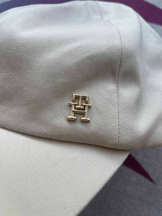 Tommy Hilfinger шапка