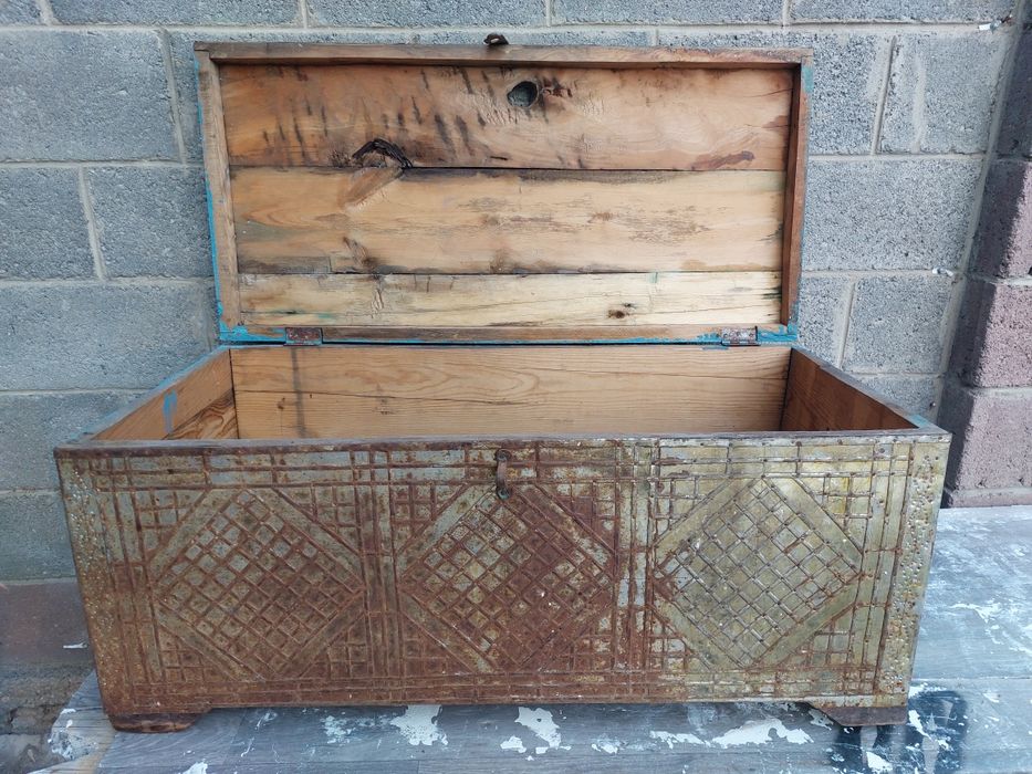 Сандык капитальный плотянной