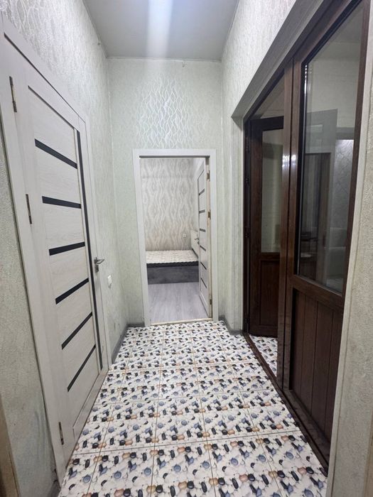 Uchastka kottej yosh oila uchun