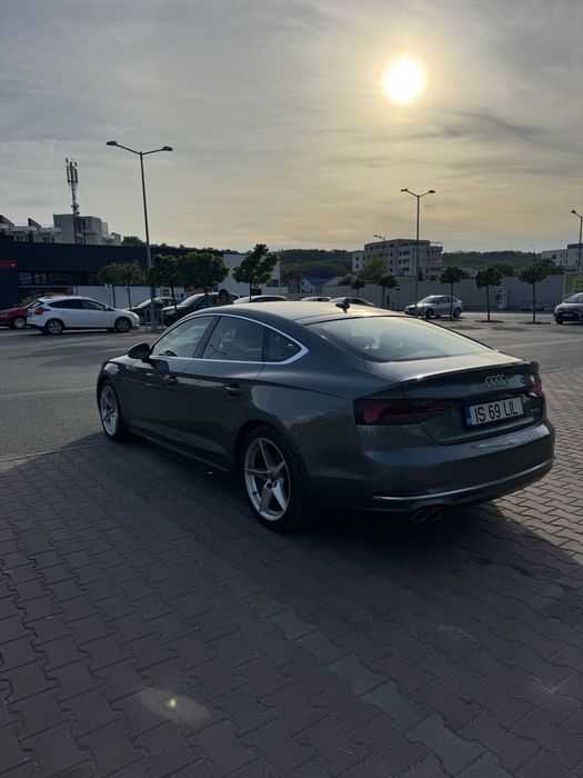 Vand Audi A5 Impecabil 20 TDI