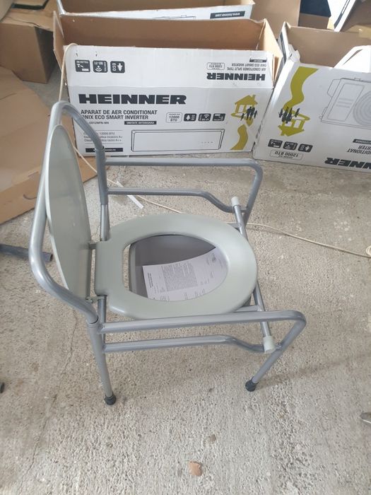 Scaun medical pliabil cu olita