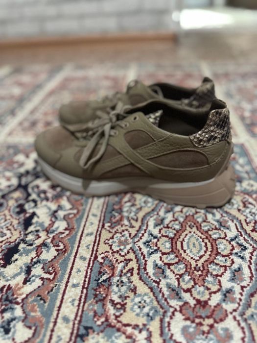 Женская обувь новая