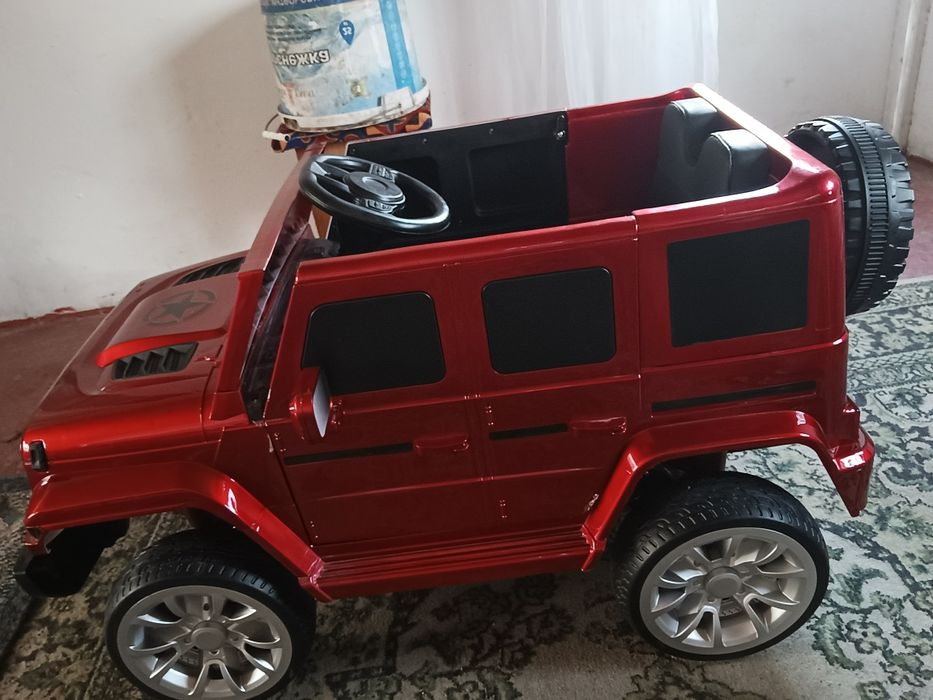 Электромобиль продаю