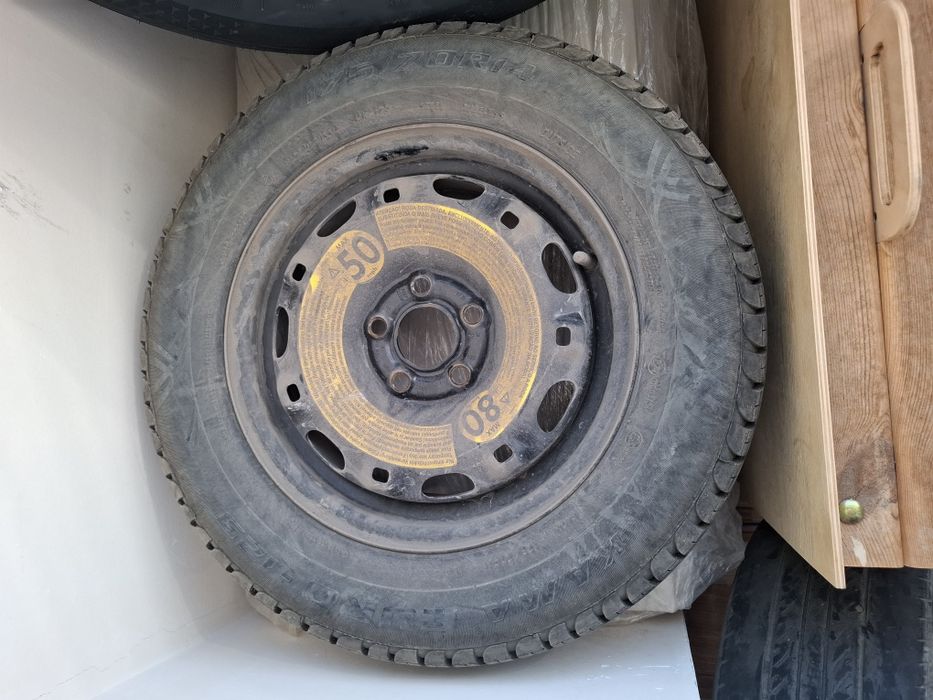 Продам запаску в отличном состоянии протектор