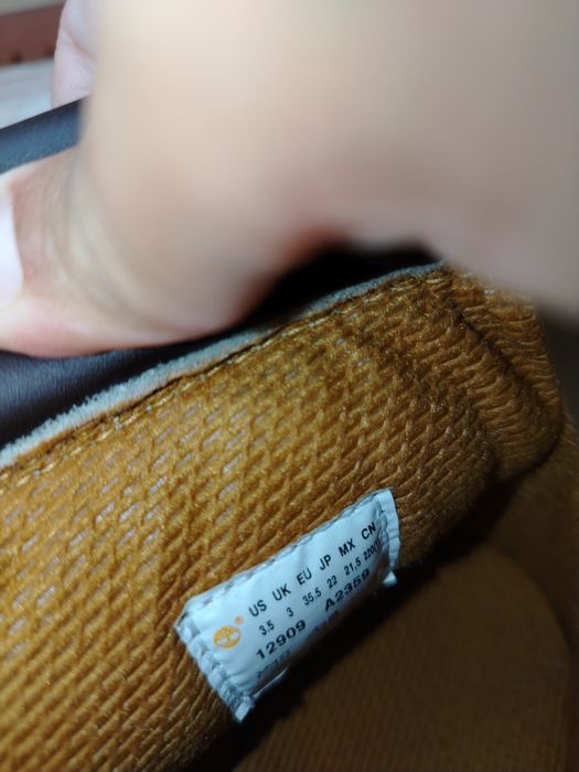 Очень качественный ботинка