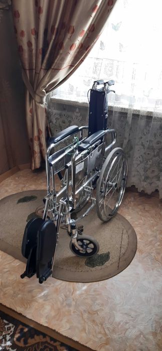 Инвалидная коляска