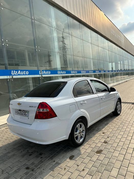 Neksia 3 sotiladi ideal