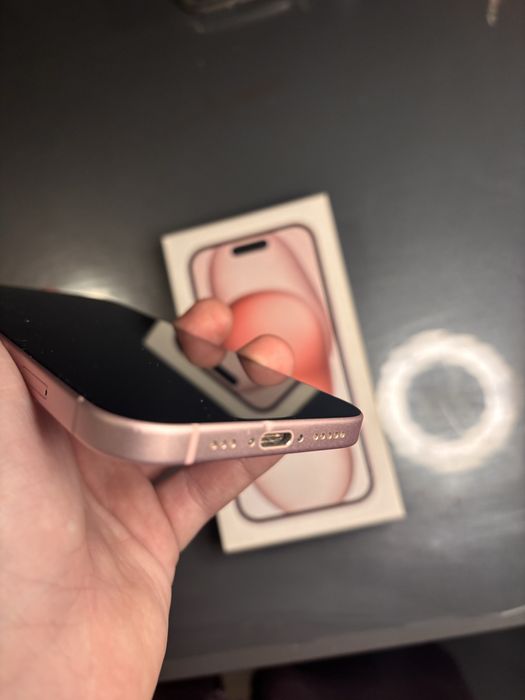 vand iphone 15 256gb
