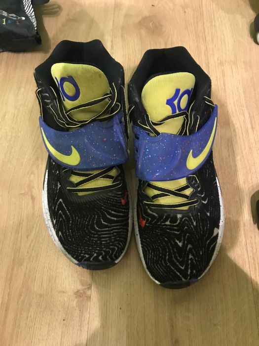 Продавам обувки Nike KD14         42 номер