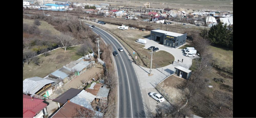 Inchiriez 750 mp de teren in Blejoi deschidere la principa 35 ml