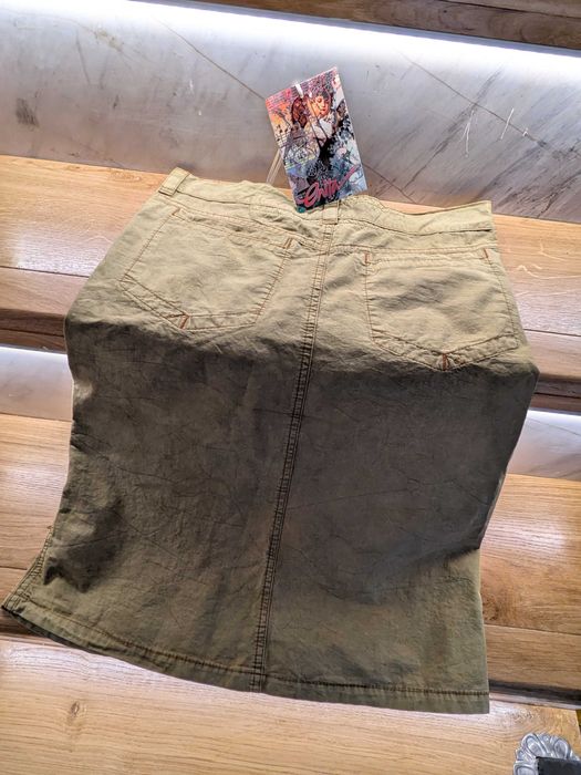 Чисто нова лека пола "Еnita" с цепка отпред