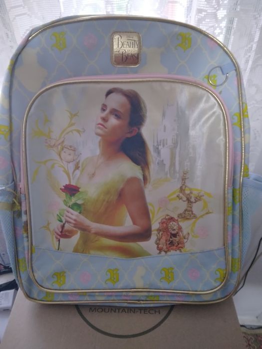 Ghiozdan Beauty nou 100 de lei