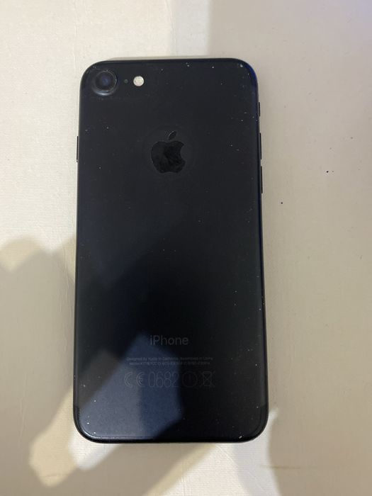 Iphone 7, в хорошем состоянии 100% батарея