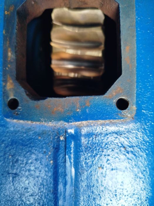 Продам двигатель