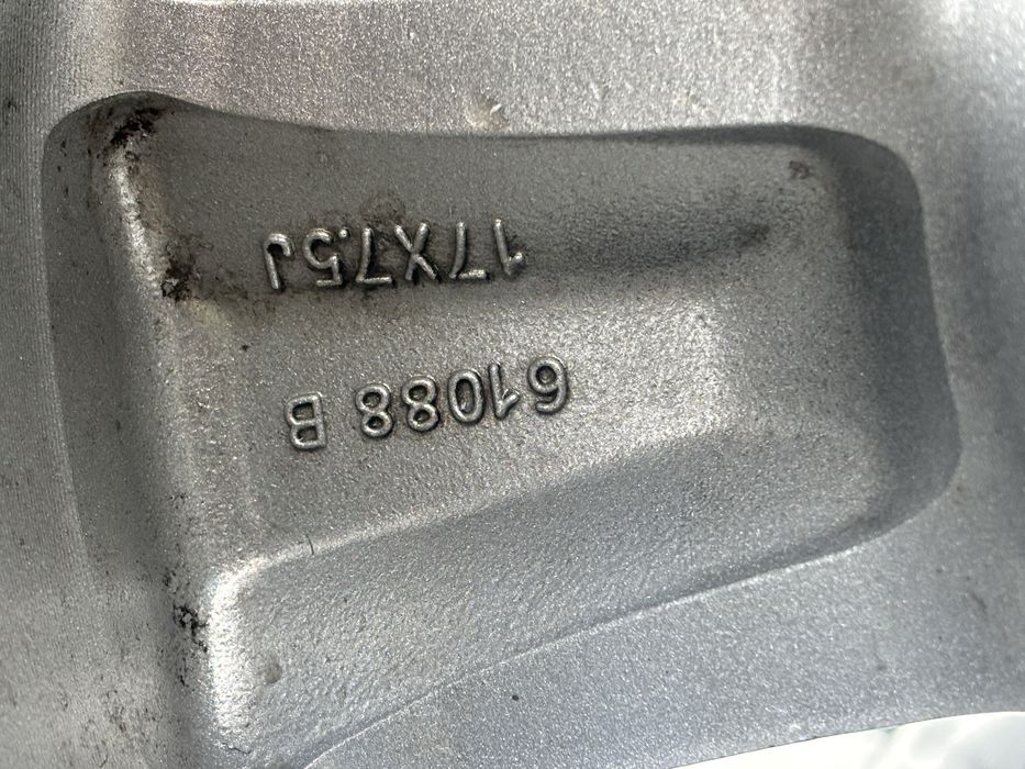 Литьё на шипованной резине прадо 150 R17